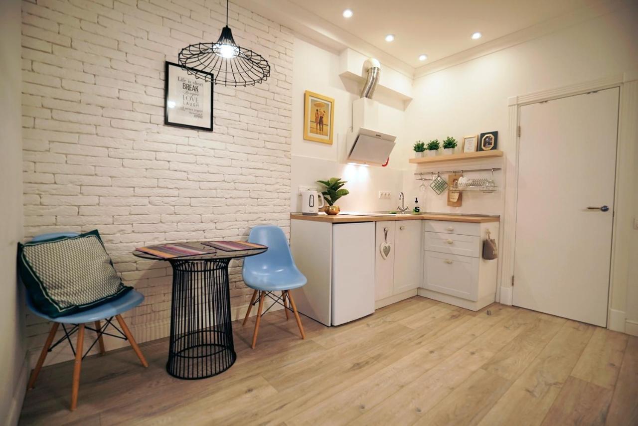 British Quarter Studios Kiev Exteriör bild